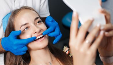 Do Veneers Come Off